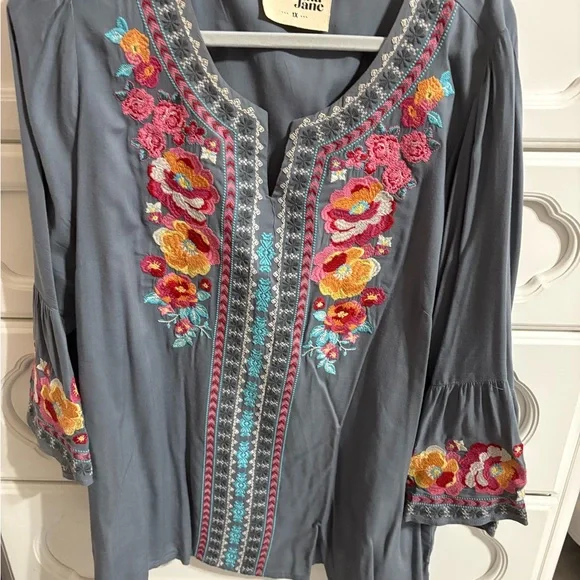 Savanna Jane Gray Embellished Blouse with Mandarin Collar - Picture 1 of 4